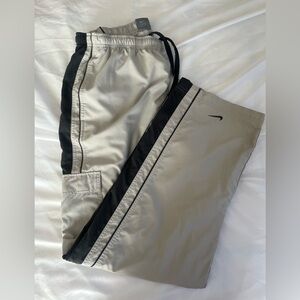 Nike Y2K Gray Cargo Track Pants Mens Large Wide Leg Mesh Lined